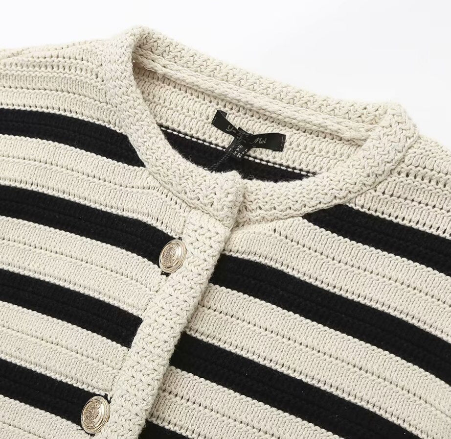 Classic Striped Cardigan_03