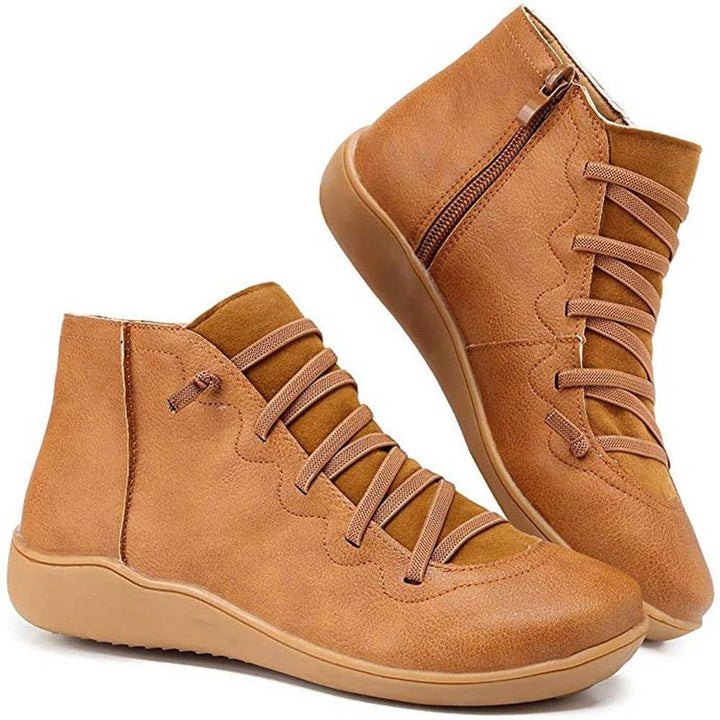 LuxeWalk Ankle Boots_001