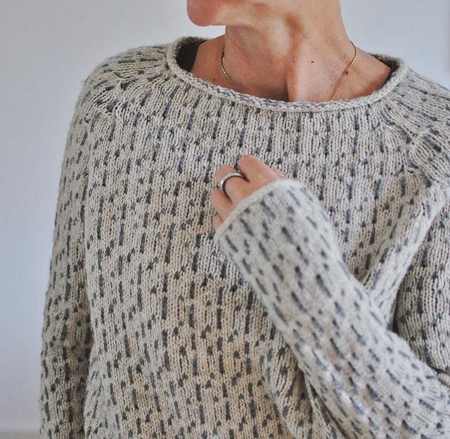 Chic Boat Neck Sweater_04